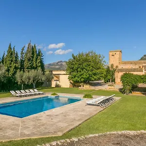 historical-house-mallorca-pool-wifi-aircon-heat-sleeps-12-14.allmallorcahotels.com/